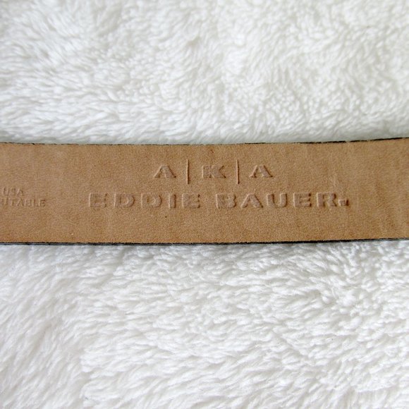 Eddie Bauer Women's Black Leather Belt - Picture 5 of 7